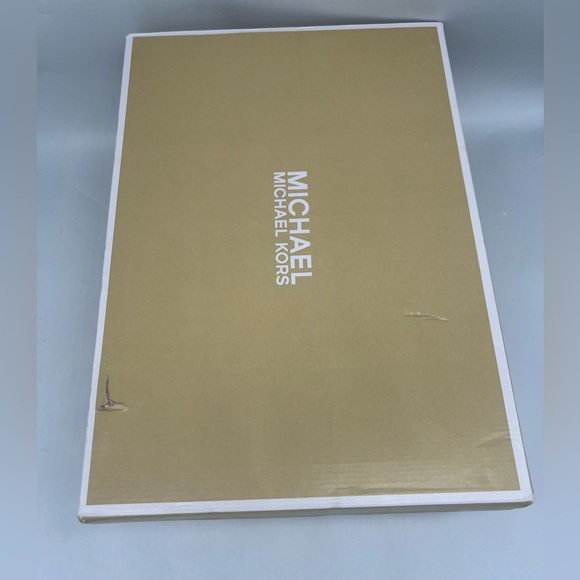 Michael Kors Tenley Pump Black - Picture 14 of 15